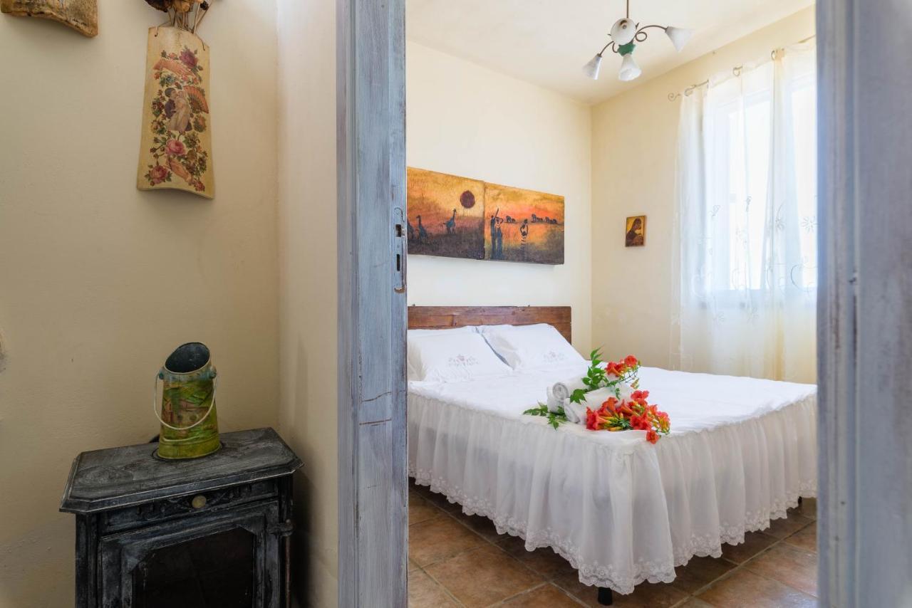オストゥーニ Il Trullo Di Martinoヴィラ エクステリア 写真